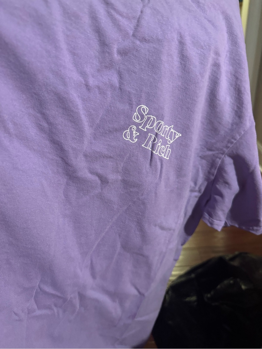 Sporty & Rich women's Lavender Logo Short Sleeve Tee